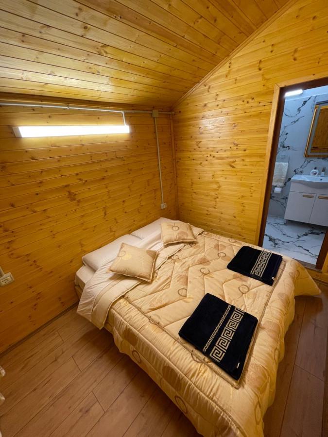 Guri I Lekes Guesthouse Moll' e Shoshit Ngoại thất bức ảnh