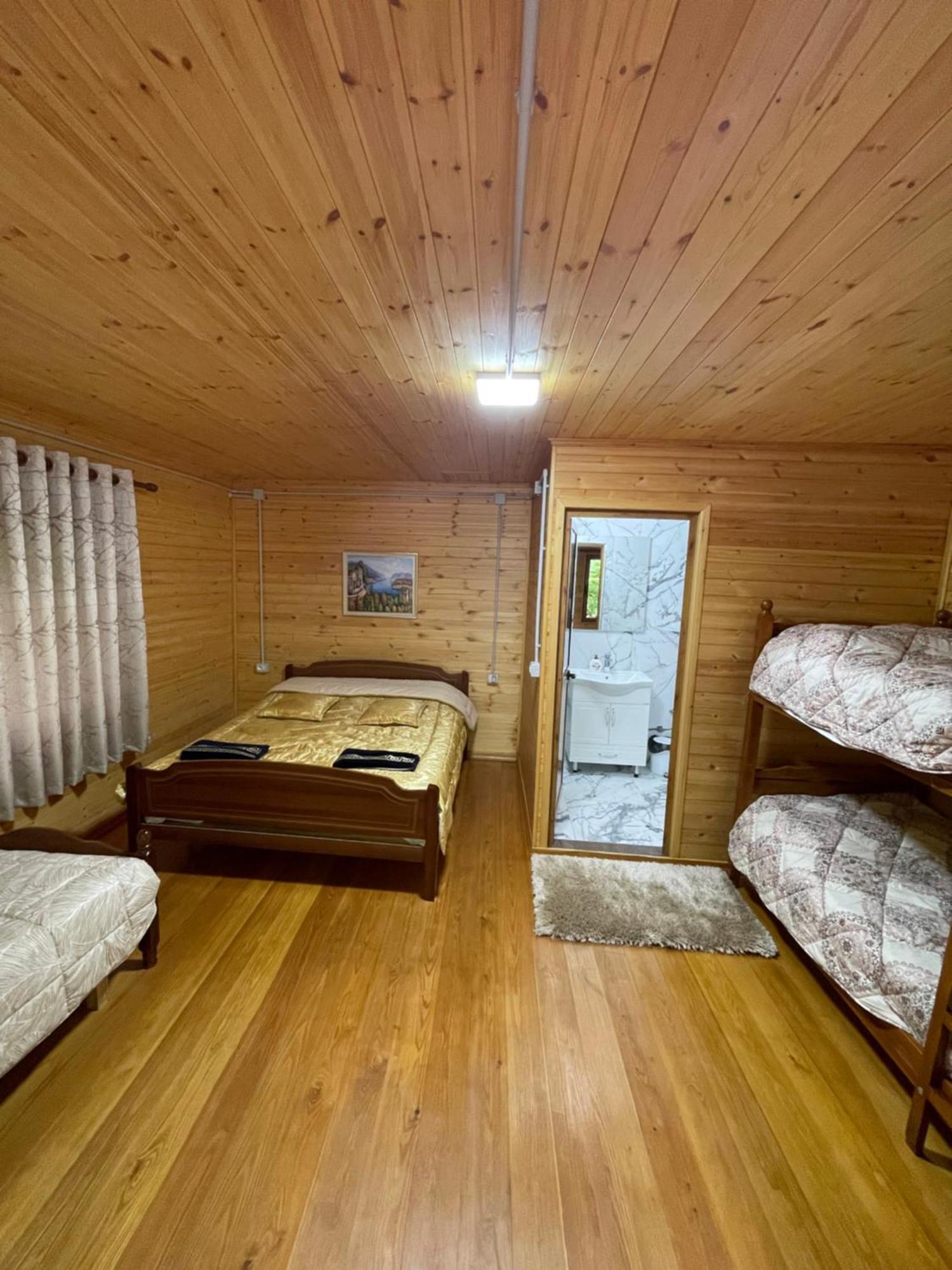Guri I Lekes Guesthouse Moll' e Shoshit Ngoại thất bức ảnh