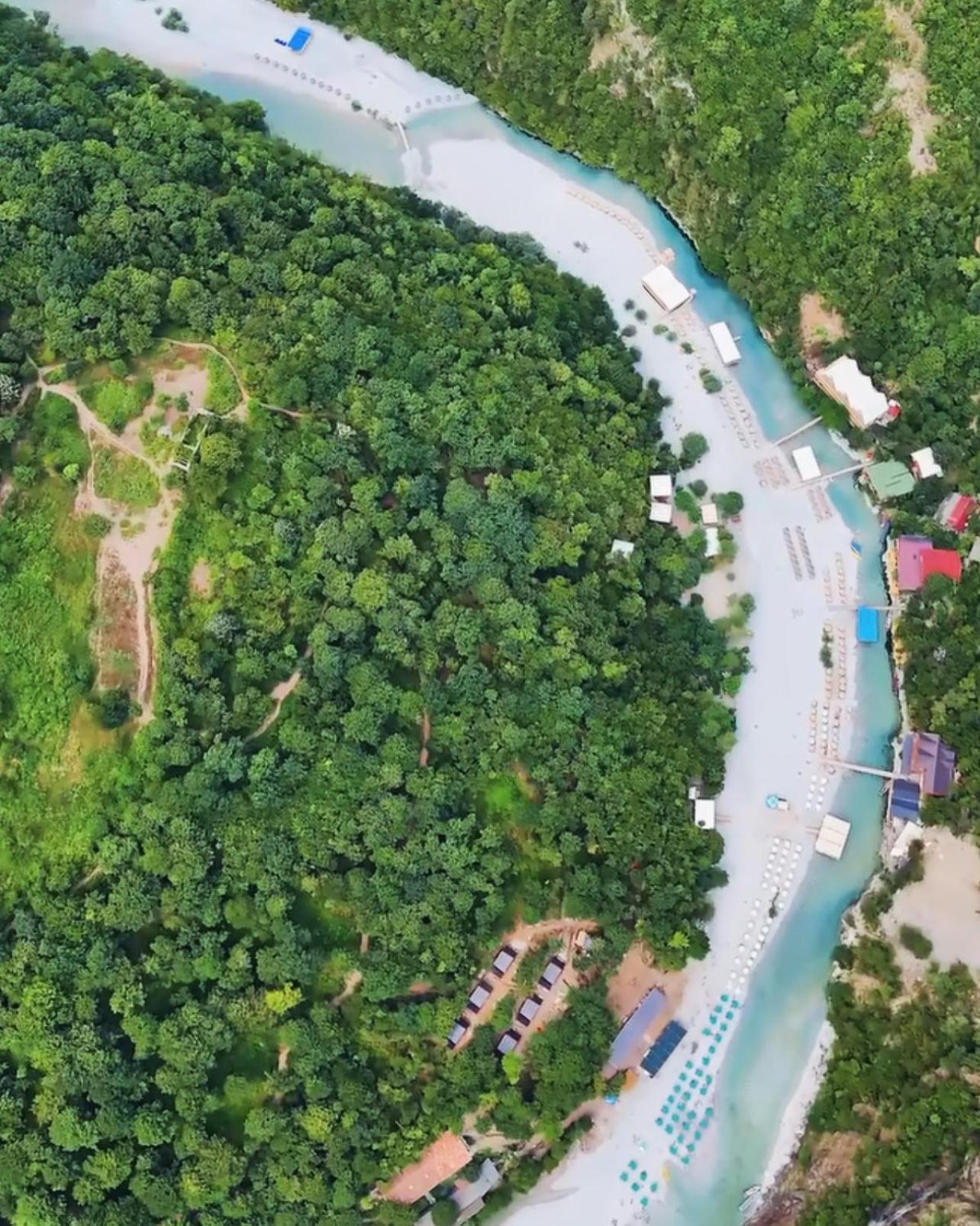 Guri I Lekes Guesthouse Moll' e Shoshit Ngoại thất bức ảnh